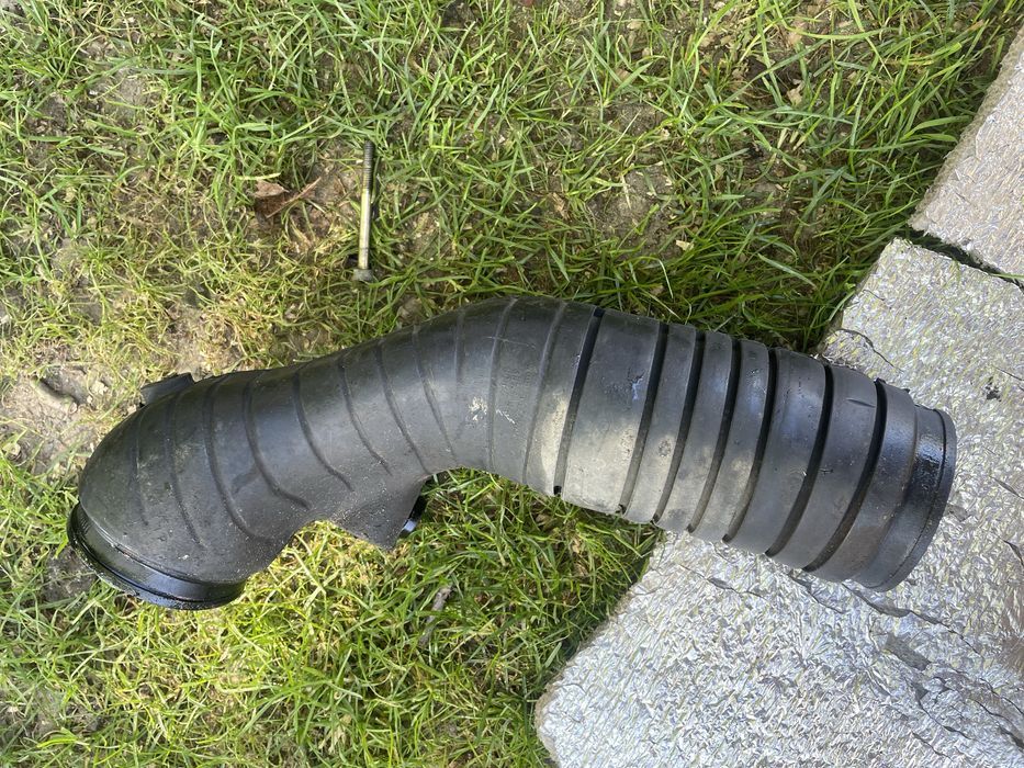 Корпус фільтра пасат б3б4