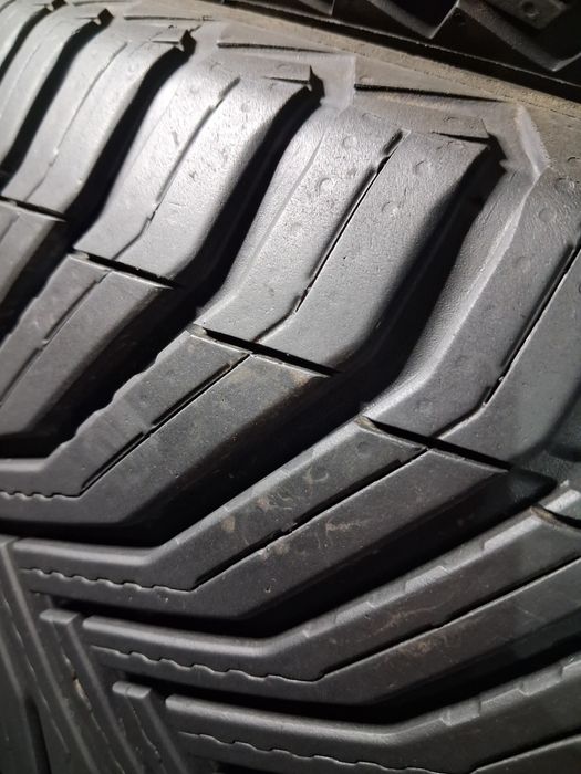 245/35 R20Шини б/у  Michelin Cross Climate 2 SUV ПАРА