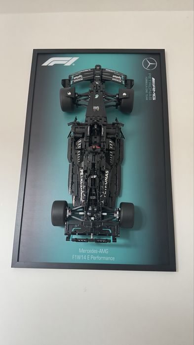 Quadro acrilico e aluminio para lego F1 Mercedes AMG 80 x 50