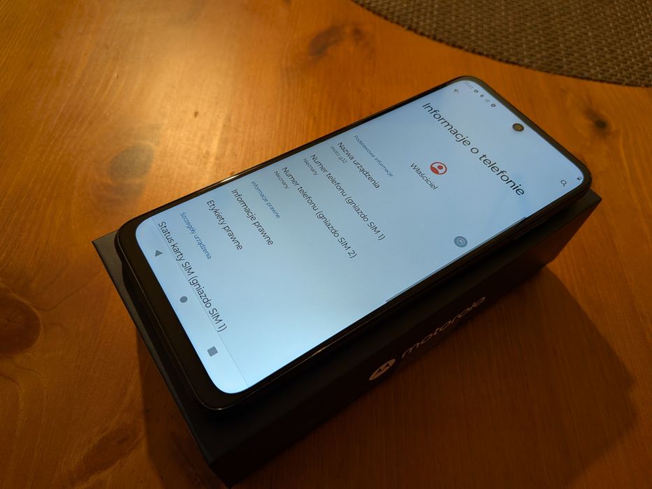 Telefon smartfon Motorola Moto G32 256GB ładny stan