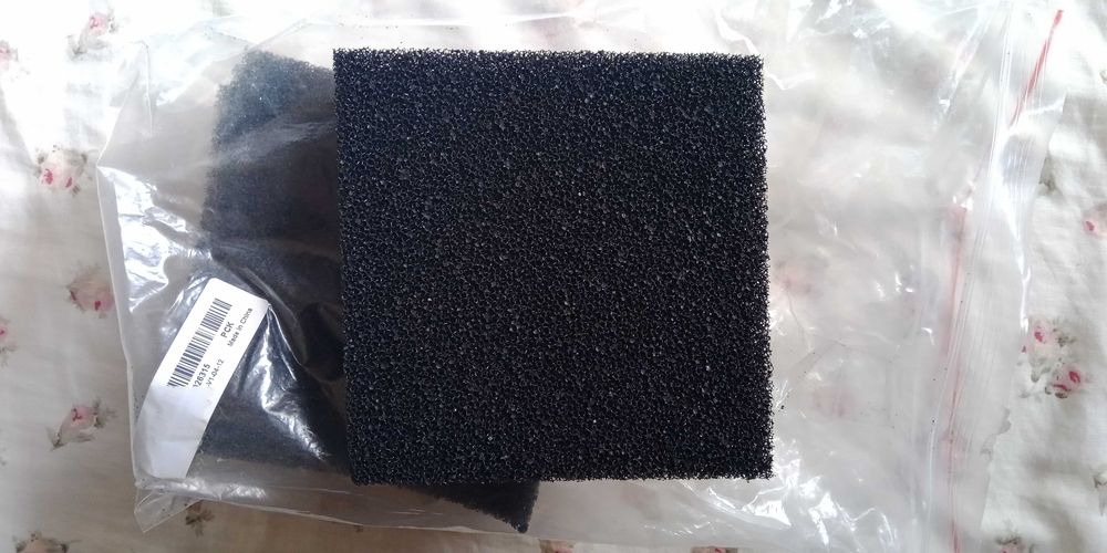 Фильтр из поролона с активированним углем 12х12 пара