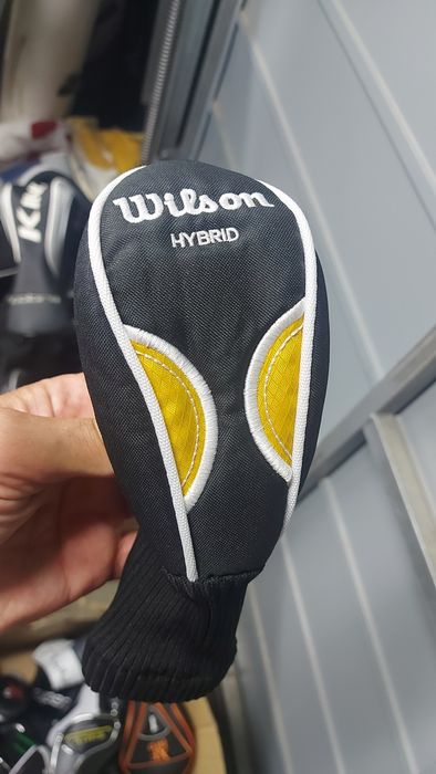 Headcover na hybrydę kij golfowy.