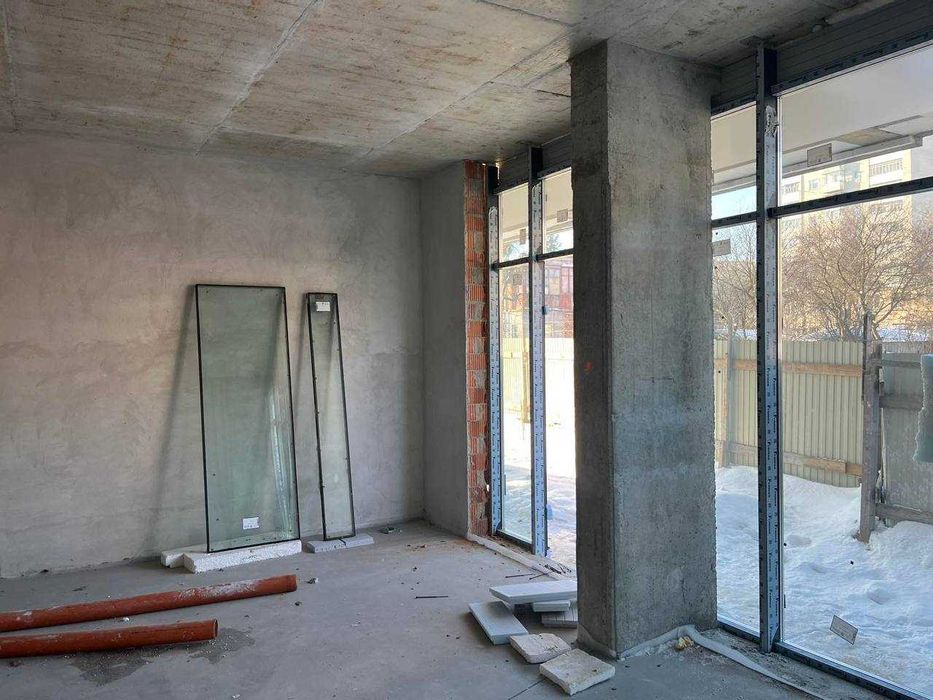 продаж фасадного комерційного приміщення у ЖК My Home