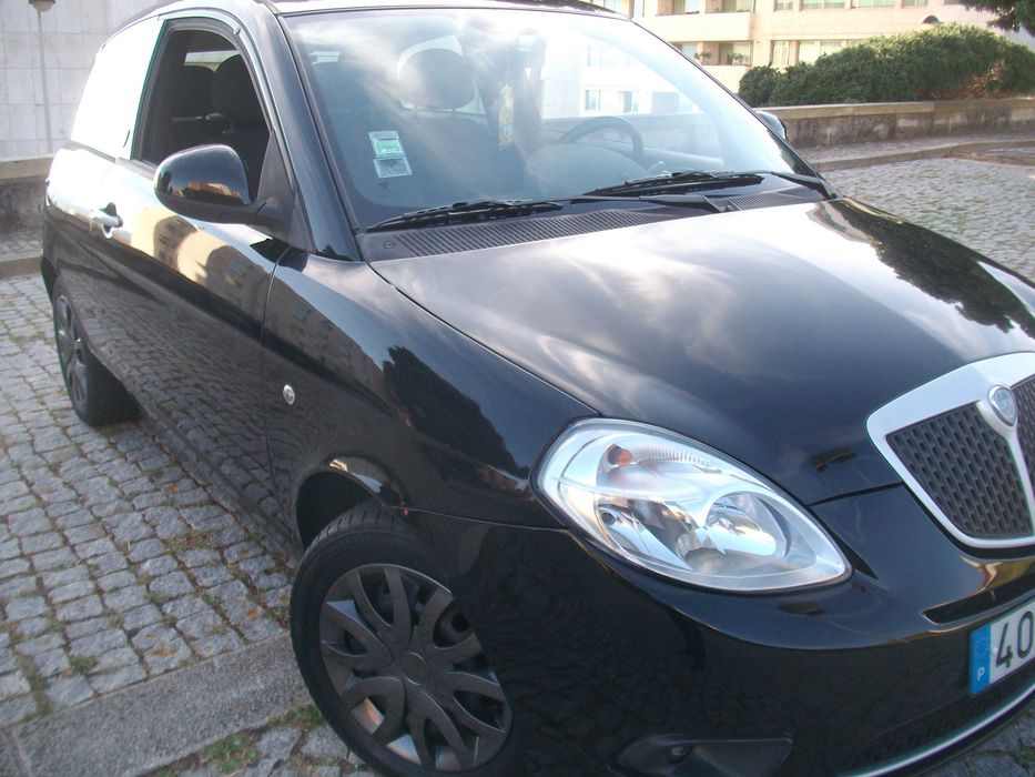 Lancia Ypsilon 1.2  de 2010 Impecável