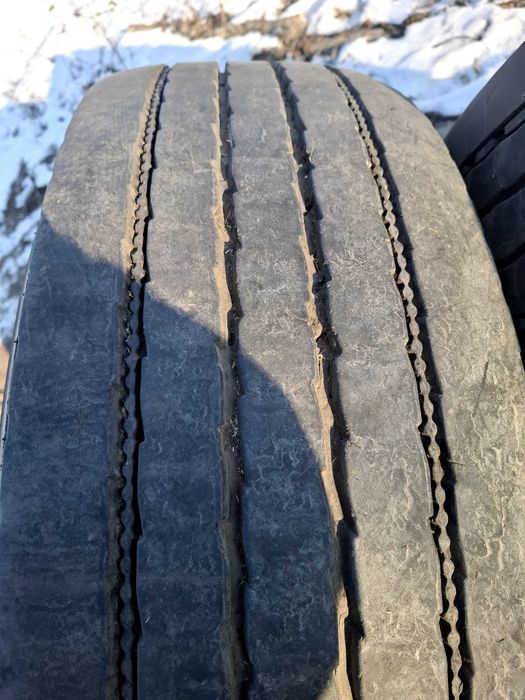 Диск колісний 22.5х9.00 під клин в комплекті з шиною 315х70 R22.5 .