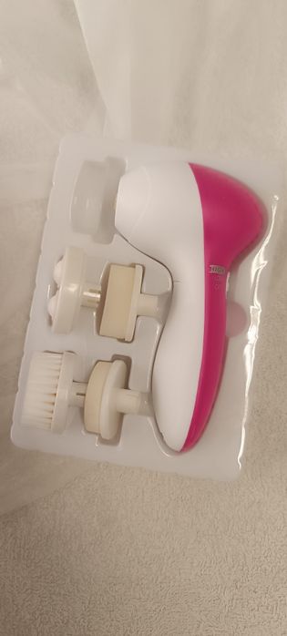 Máquina de limpeza de pele. Usada