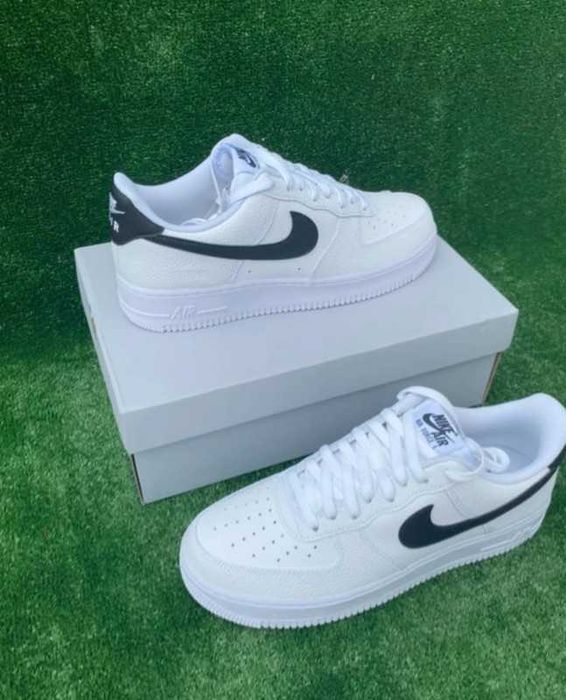 Nike Air Force 1 White and Black R.39