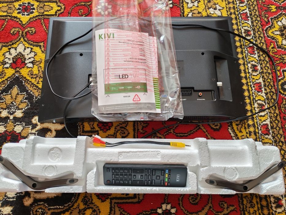 Телевізор KIVI 24HK20G