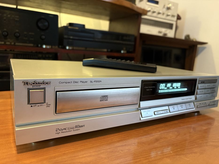 Leitor de CDs Technics SL-P202A