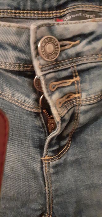 Jeans proste 25/30