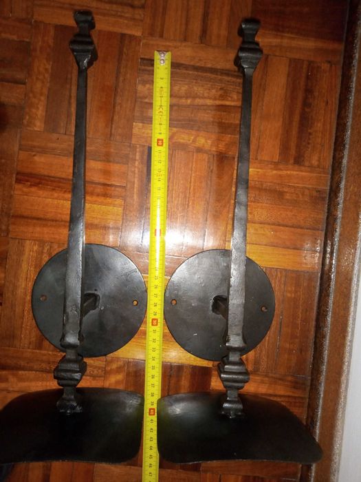 2 Suportes de velas em ferro, para colocar na parede