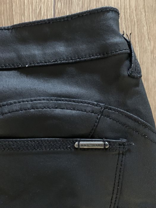 Calcas Skinny preto Mango 34