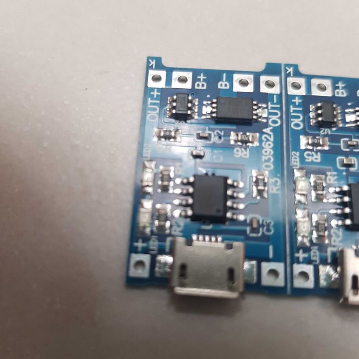 TP4056 muduł ładowania(ładowarka) micro USB Li-ion 18650 4.2V