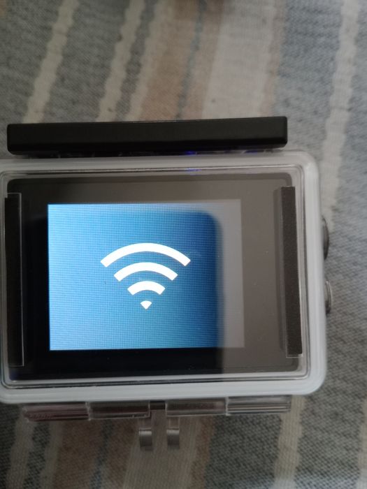 Mini câmara de filmar com pouco uso.