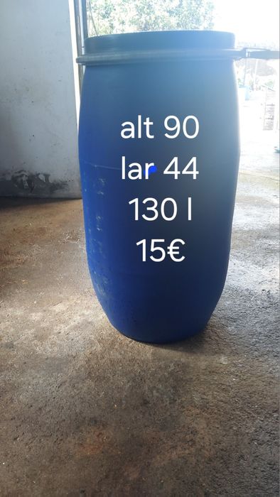 Bidões de plástico
