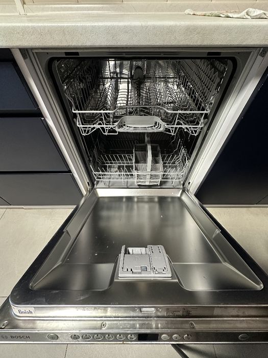 Продам квартиру з ремонтом в центрі м. Буча!