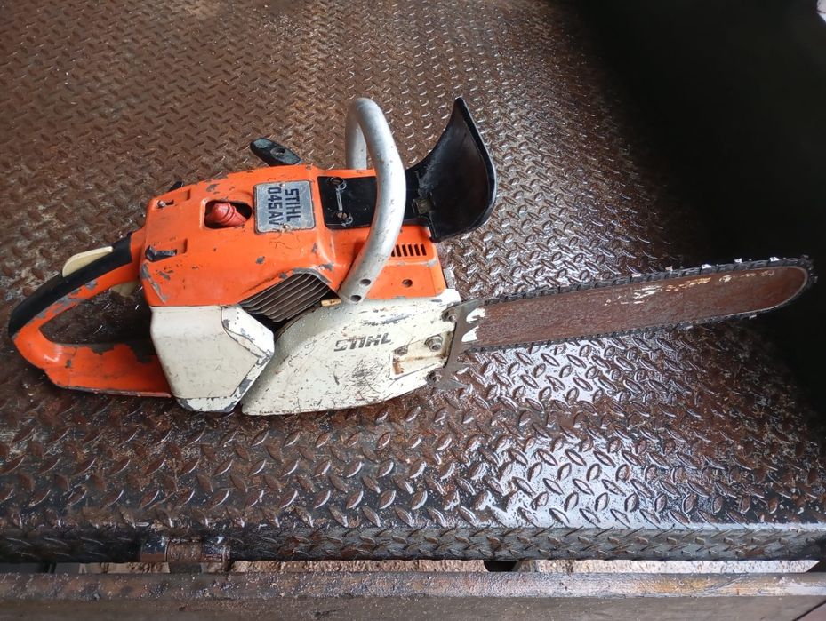 Motosserra stihl 045 av