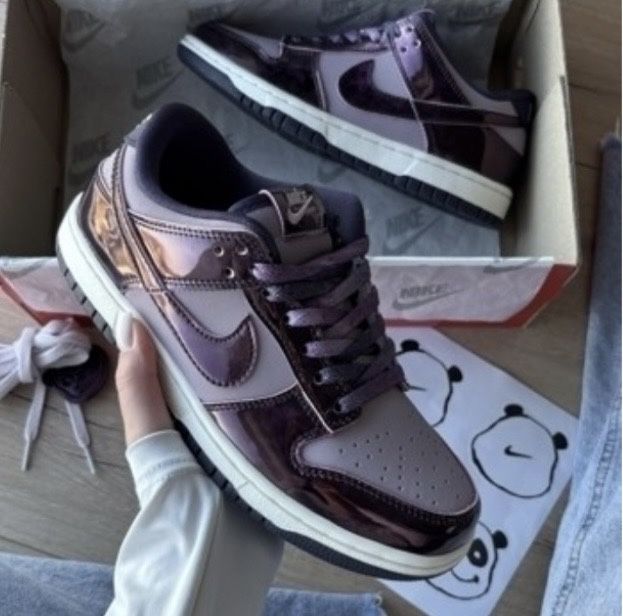 Nike SB Dunk Low Pink White