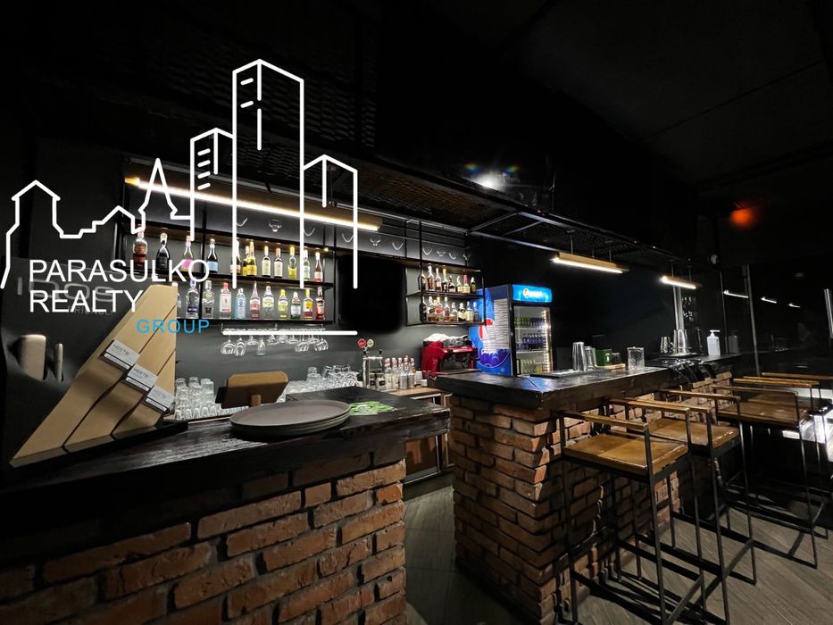 Шикарне приміщення вільного призначення в центрі міста!