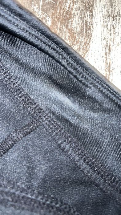 Leginsy damskie s 36 ze srebrnymi paskami