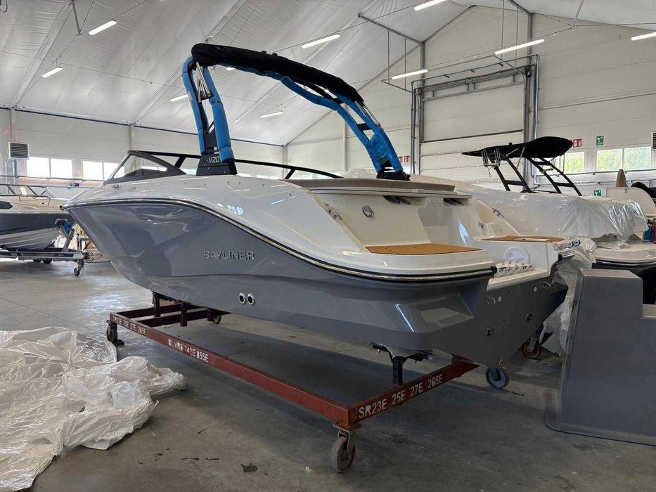 Bayliner V20 + Mercury V6 200 KM - Augustów