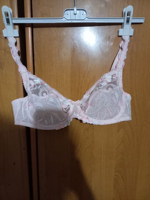 Sprzedam  biustonosz