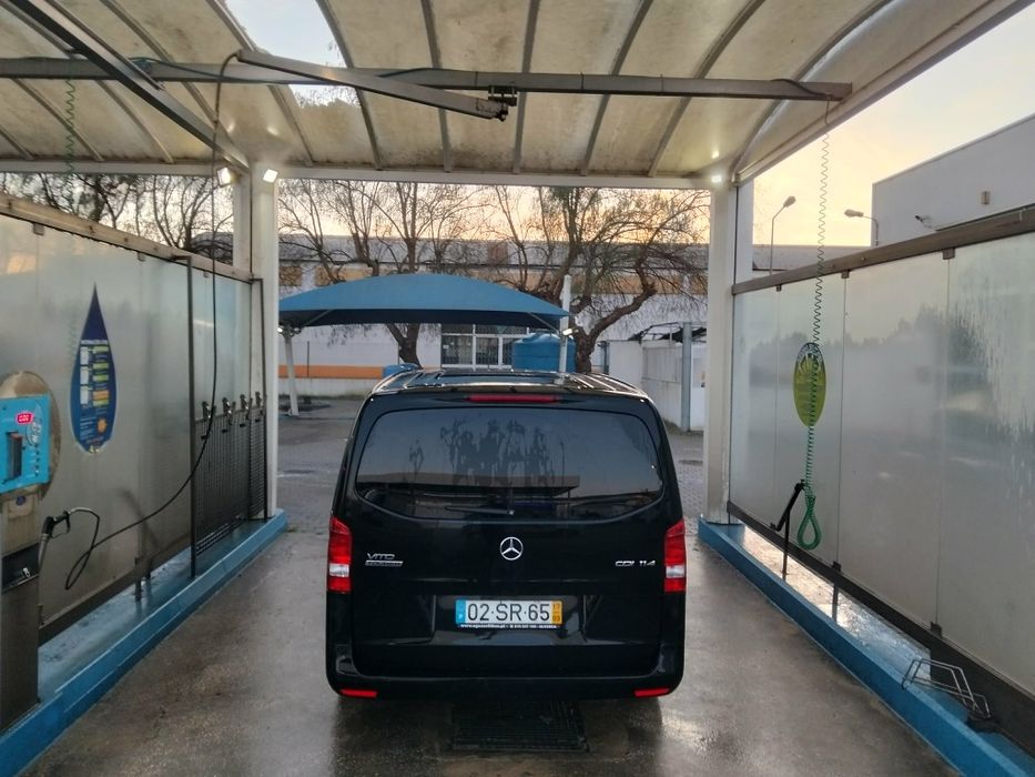 Mercedes  vitor 114
