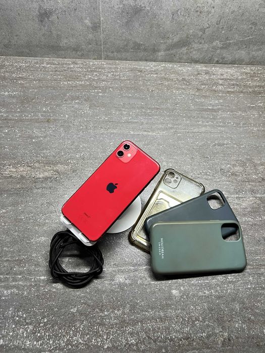 iPhone 11 64GB  | Kabel | Case’y |