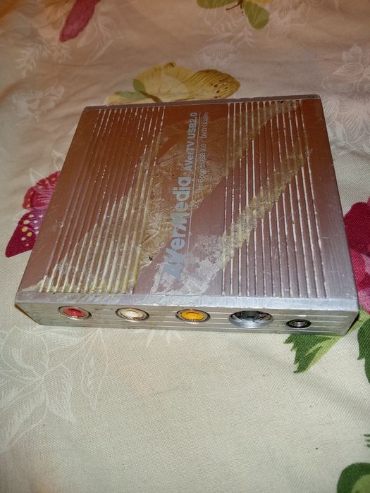 Aver Media M026 Aver TV USB 2.0ТВ тюнер для ноутбука DVD Quality