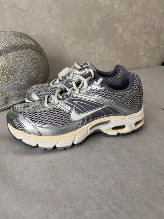 кросівки Nike Air Max Moto 2K Grey/White IQ7592-077