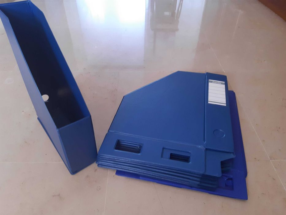Conjunto 10 pastas plastico para arquivo A4, como novas