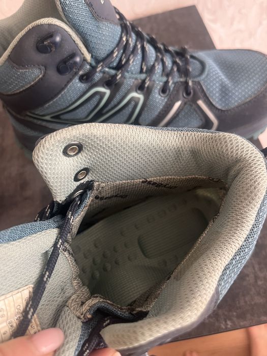Трекінгові кросівки черевики фірми endurance waterproof