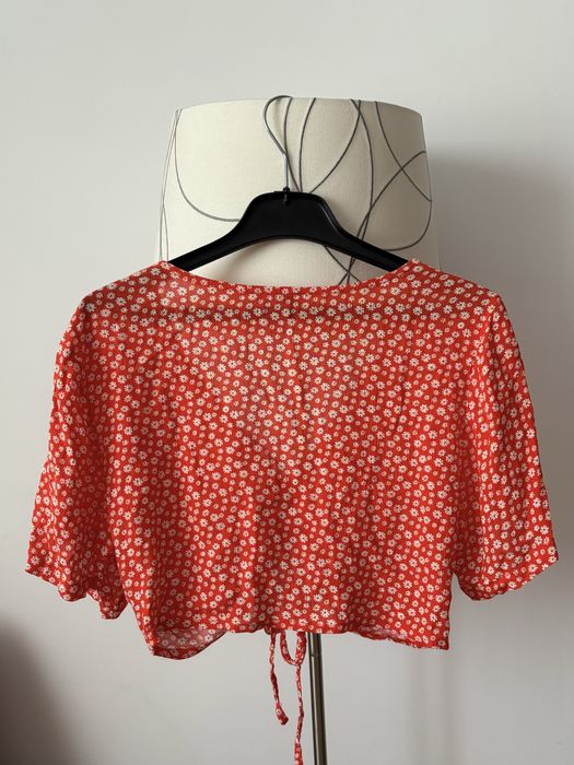 Camisola curta Cropp floral
