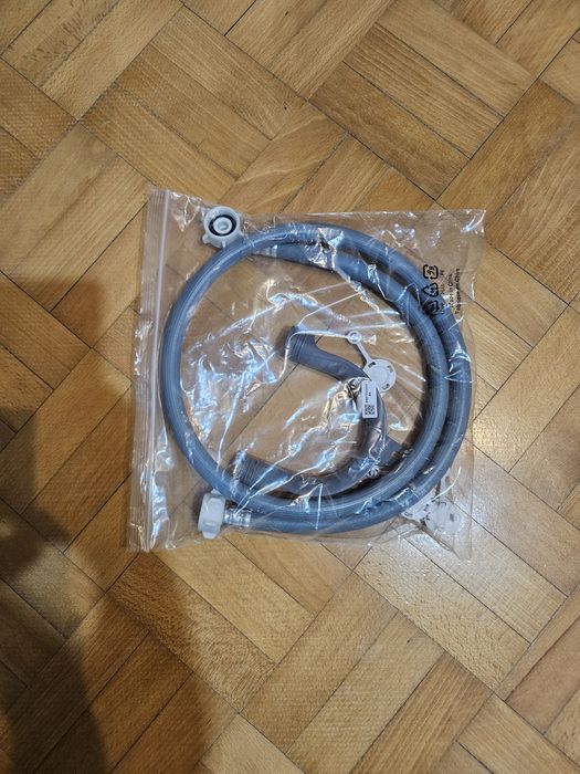 Nowy Wąż dopływowy długość 1.5m.