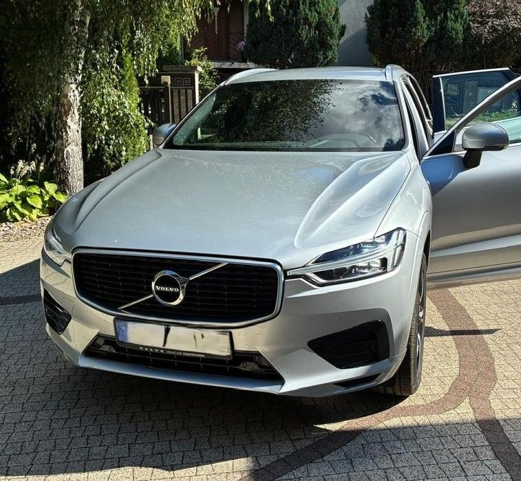 Volvo XC 60 VOLVO XC60 R-design, 2019r.