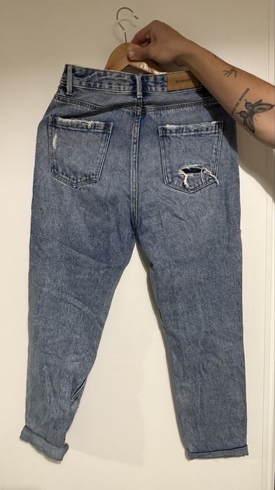 Calças de ganga rasgadas Stradivarius