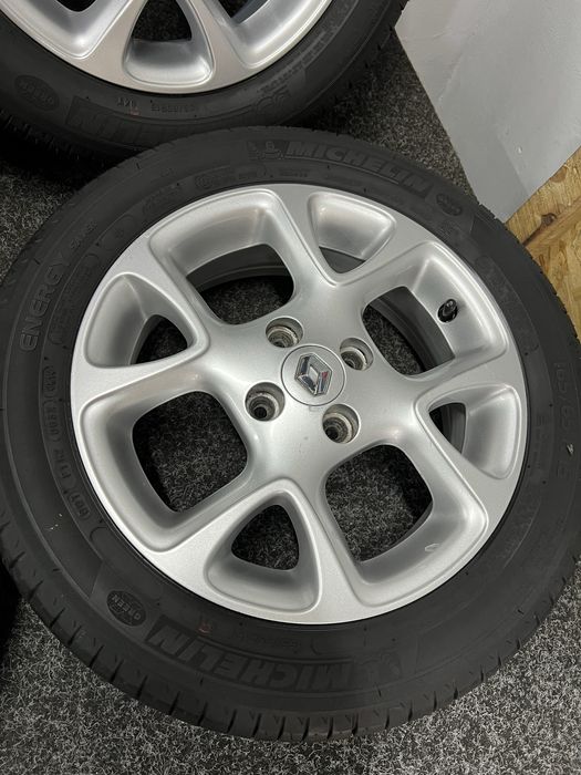 Диски з шинами R15 4/100 Renault Original Twingo