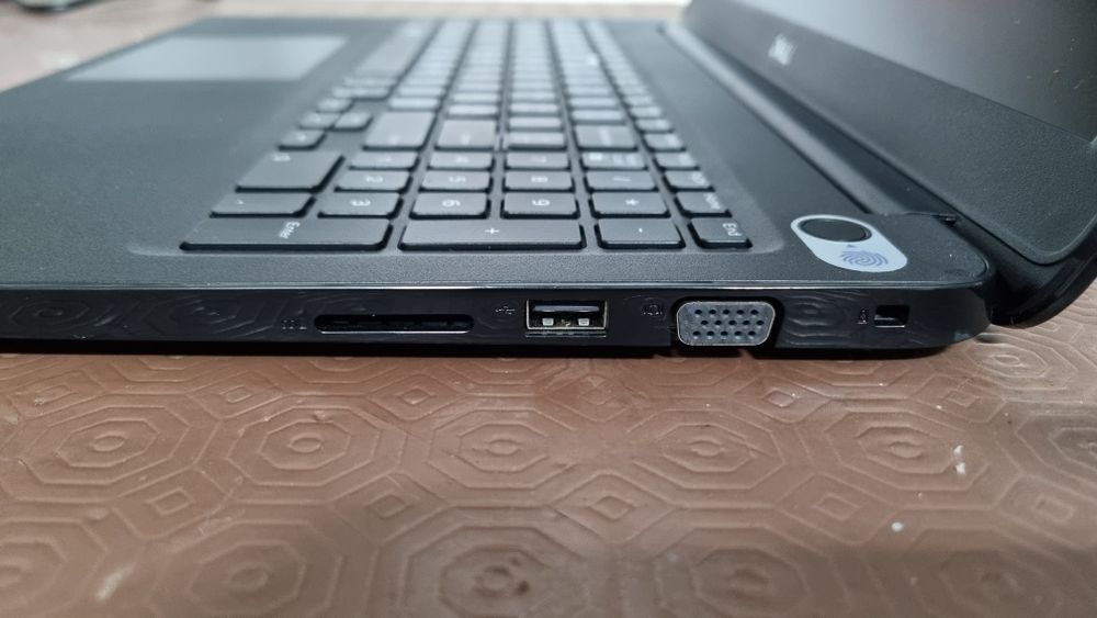 Portátil i7 8ª Gen • 16GB RAM • 512GB NVMe • Gráfica MX130