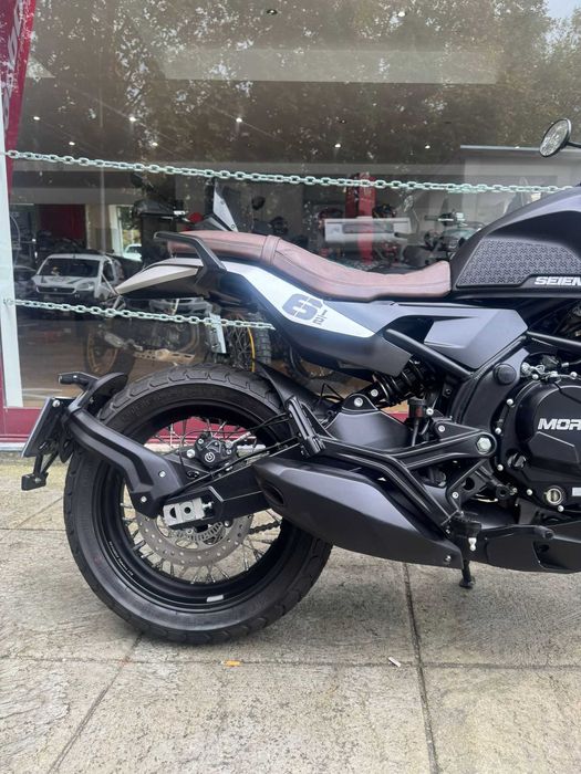 MOTO MORINI SEIEMMEZZO SCR 2025