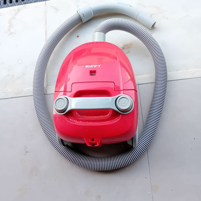 Aspirador marca Kunft