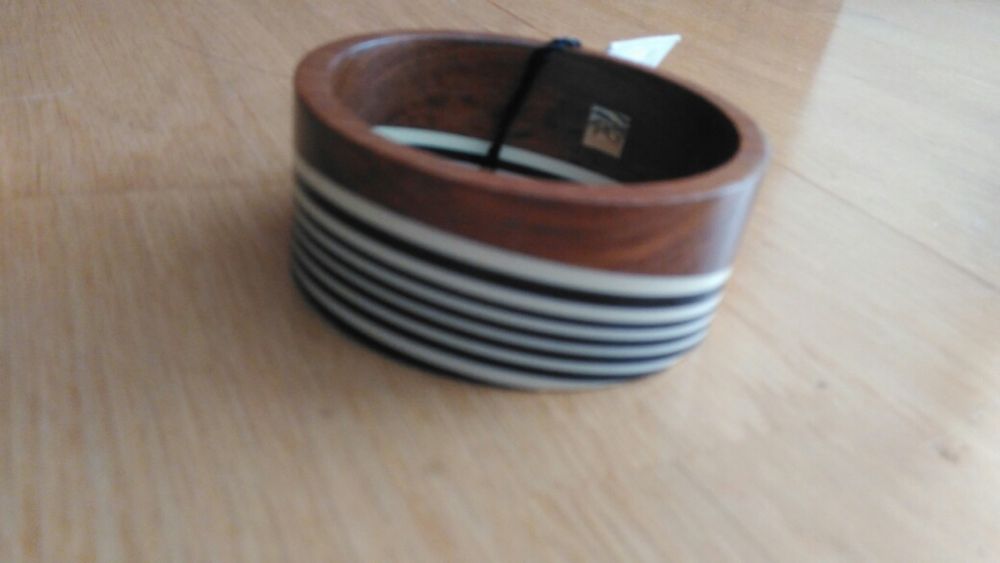 Pulseira de madeira Purificacion Garcia