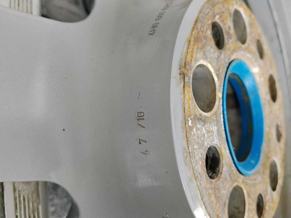 Диски Ауди оригинал R17 разболтовка 5/112 в хорошем состоянии