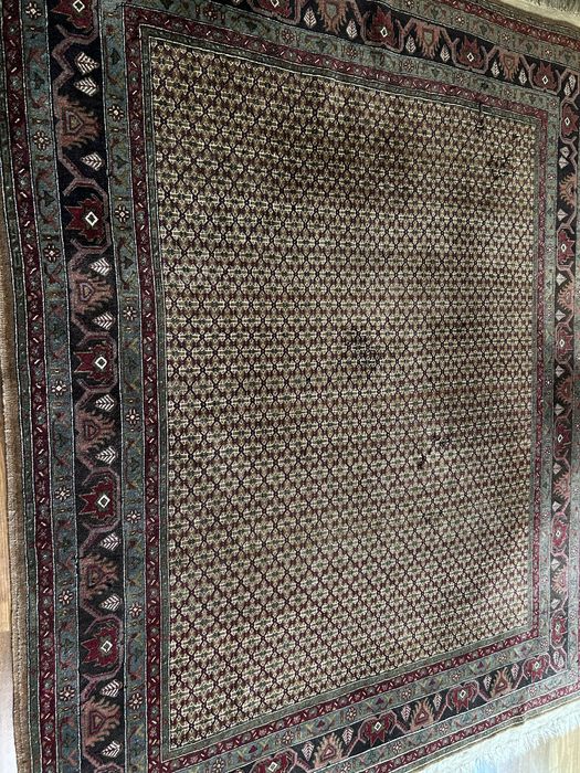 Tapete oriental afegao,original,feito à mao em pura lã,lavado.265x215