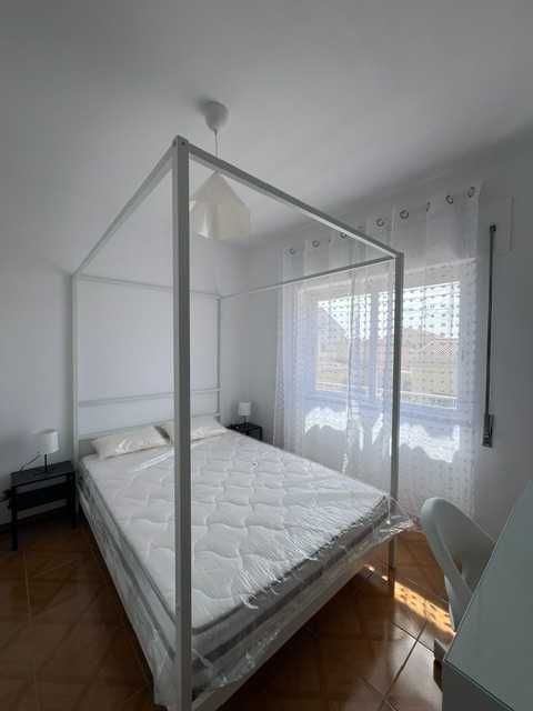 Quarto Casal Corroios Novo
