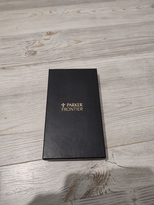 Продам ручку Parker Frontier