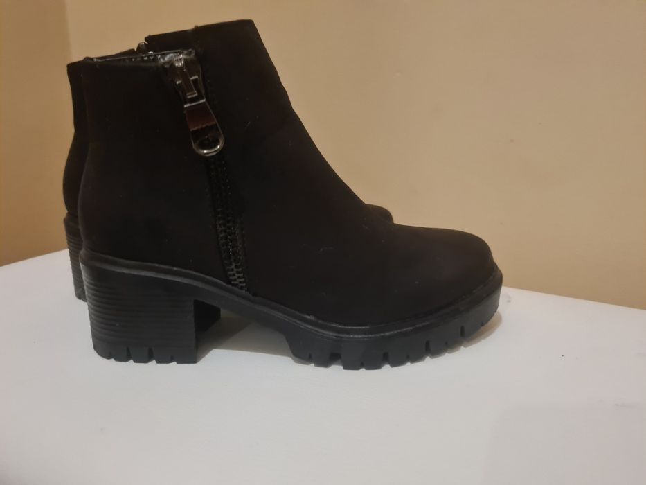 Botki rozmiar 36