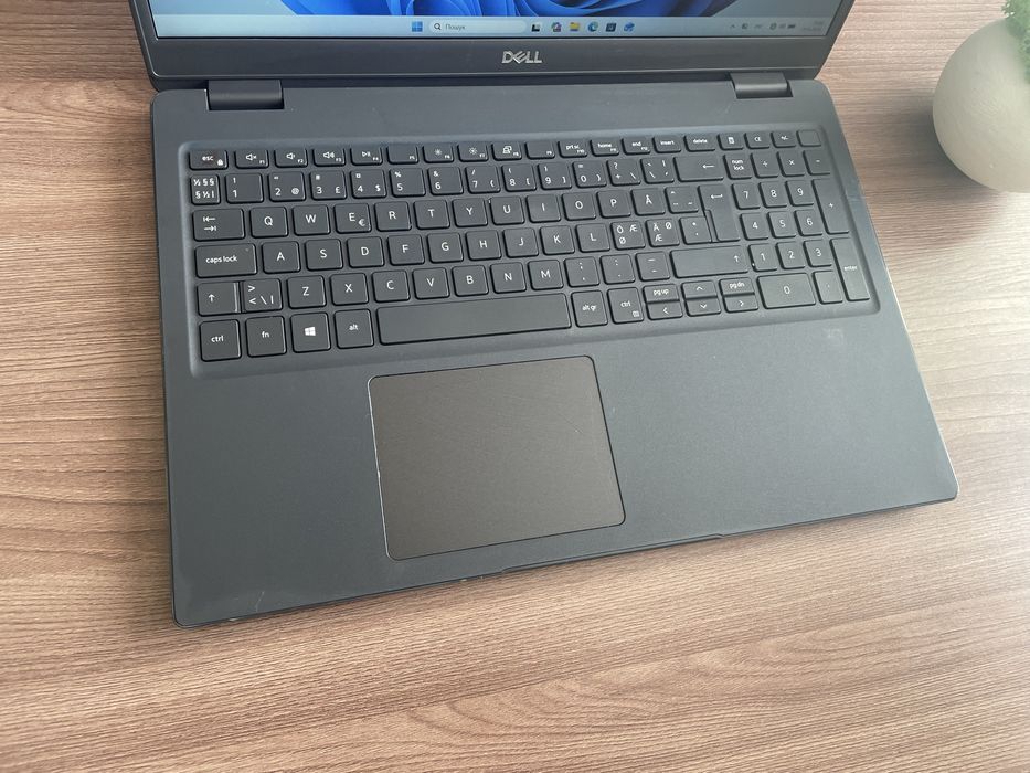 Сучасний потужний ноутбук Dell/i3-10110/SSD/ FHD IPS/ батарея 6 годин!