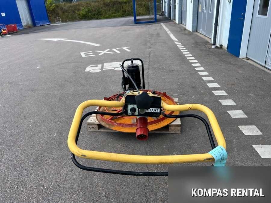 Zacieraczka do betonu Dynapac BG 42e