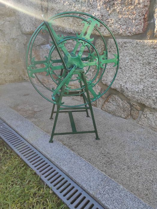 Vendo suporte de mangueira restaurado