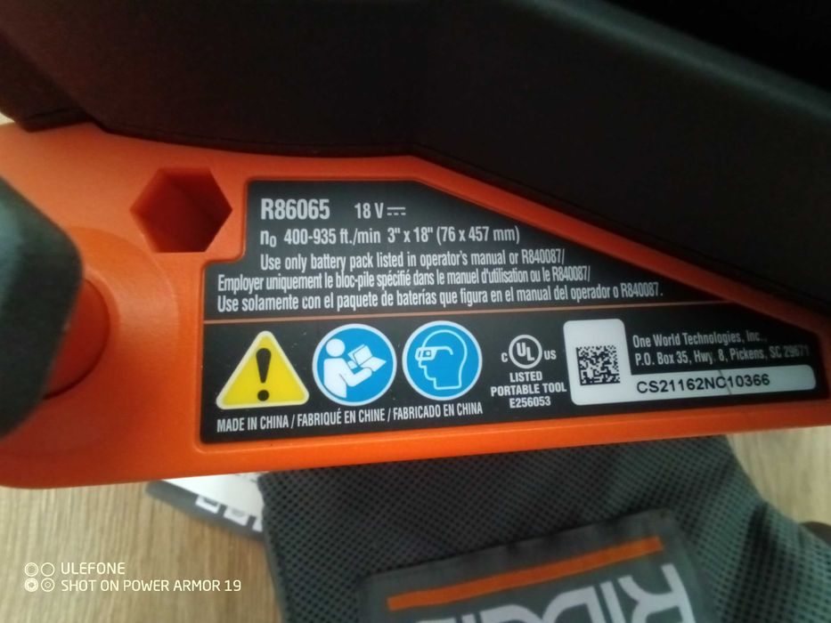Ridgid R86065 18V Brushless 3" x 18" Belt Sander